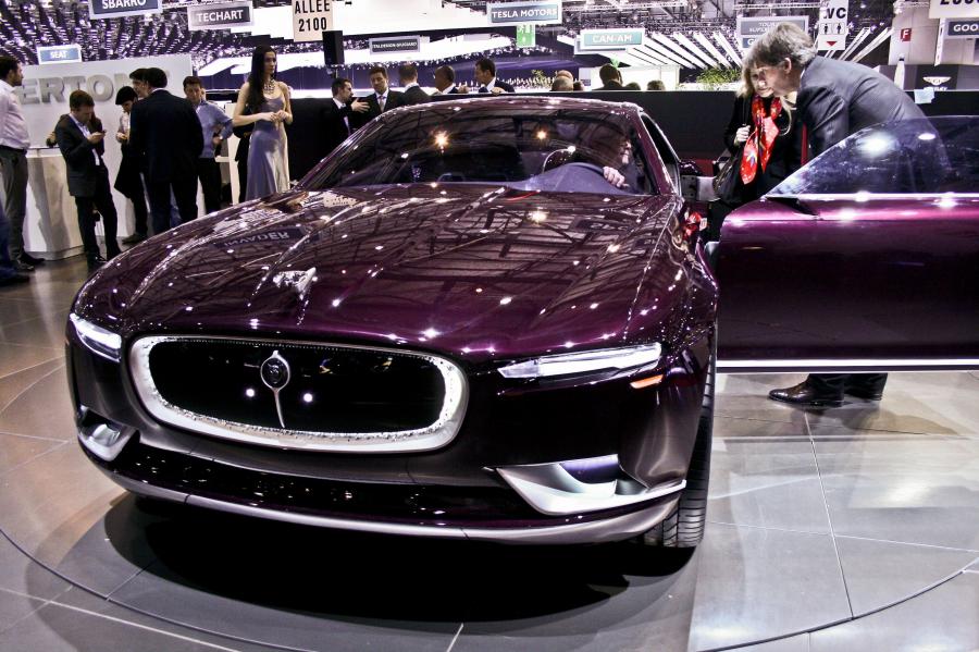  Jaguar B99 by Bertone 2011 года  (фото 11 из 40)